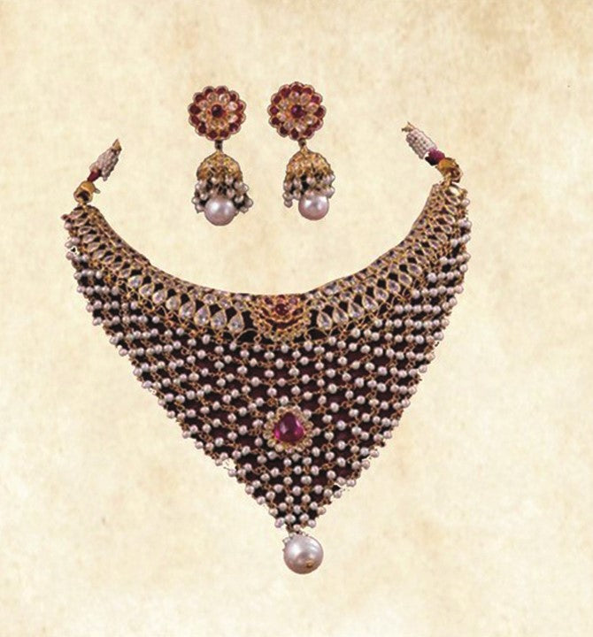 Light Weight Pearl Choker Necklace Set