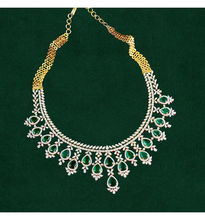 Diamond Emerald Necklace In Yellow Gold