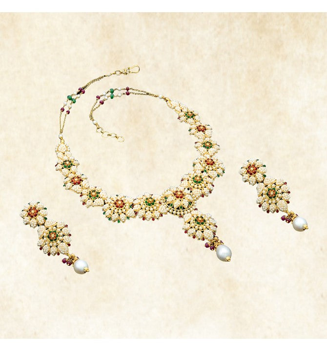 Regal Kakamoti Gold Pearl Set