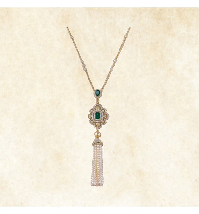 Yellow gold pearls tassels necklace