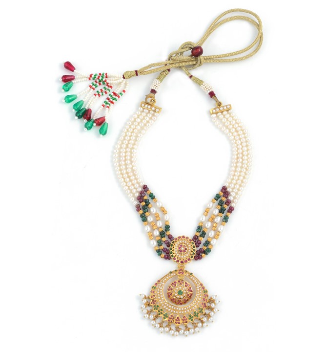 Classic Multiline Pearl Necklace