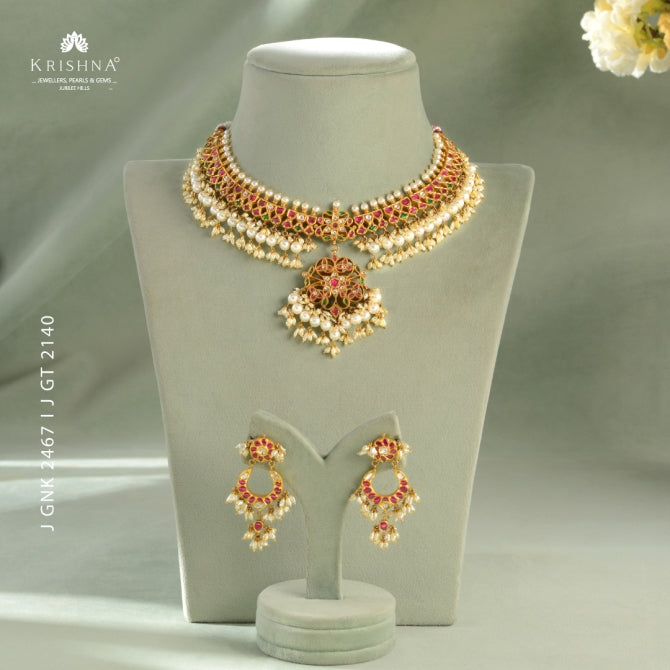 Pearly Gold Kundan Necklace Set