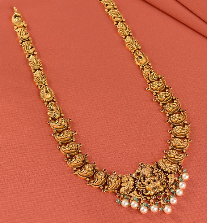 Splendid Long Mango Gold Haram