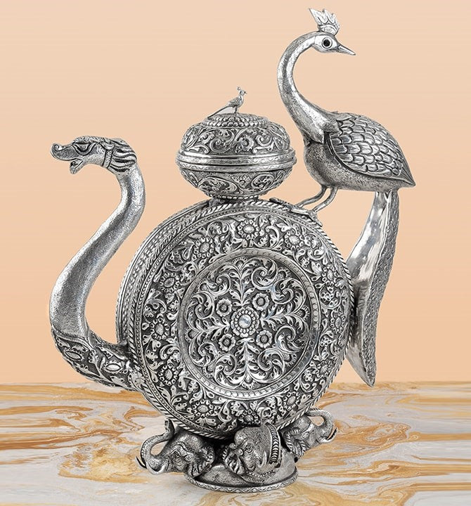 Peacock Flat Silver Pot