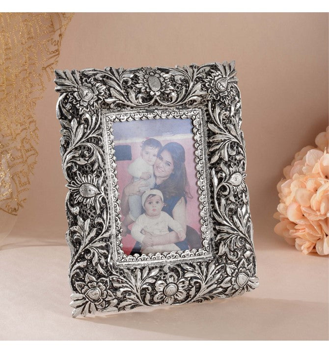 Nakshi Work Photo Frame in Pure Silver
