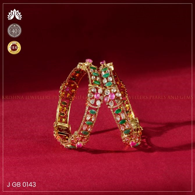 Victorian Polki Emerald Bangles Elegant Handcrafted Jewelry