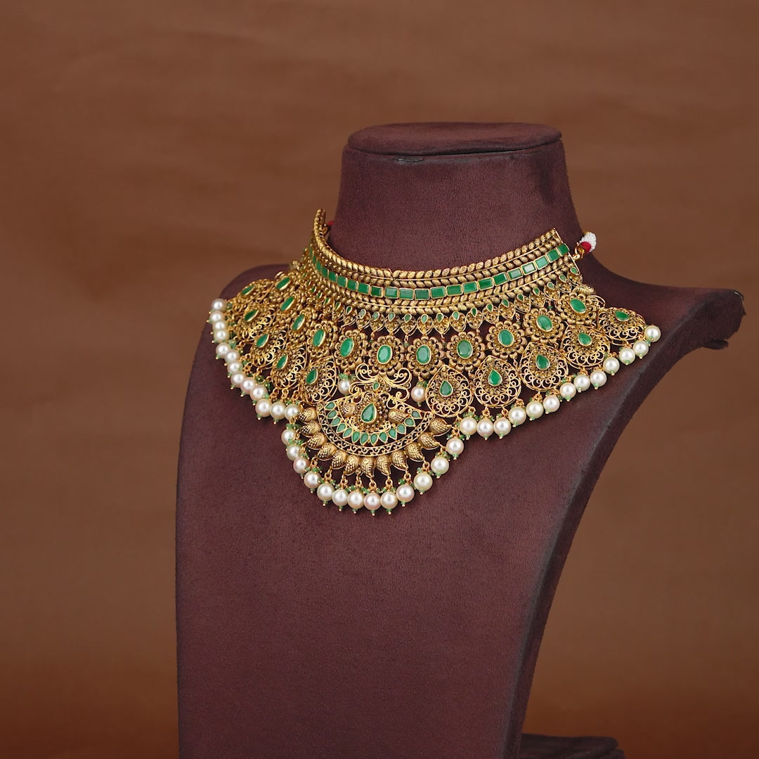 Bridal Gold Choker in Filgree Work