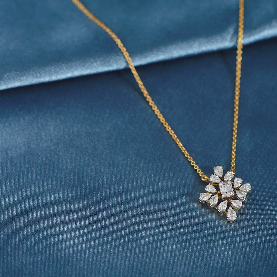 18 Karat Gold Chain- Sqaure Diamond Pendant