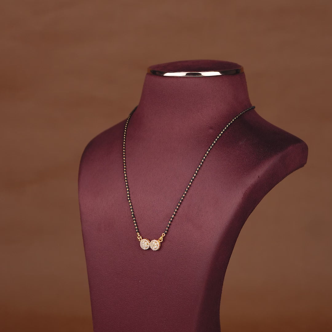 Traditional Floral Gold Mangalsutra