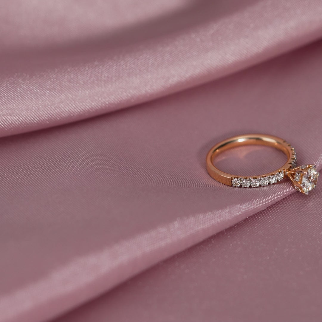 Diamond Ring in Rose Gold