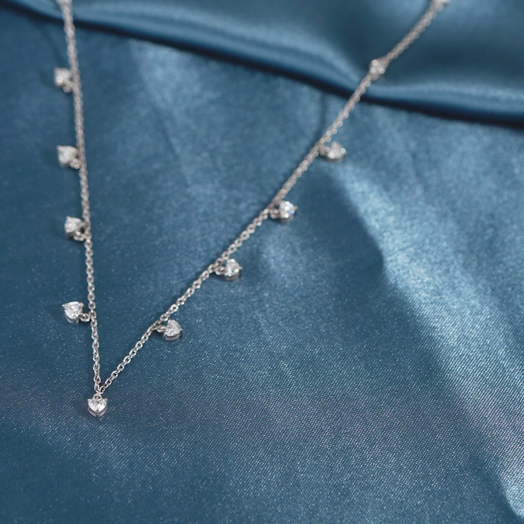 18 Karat White Gold Italian Heart Charm Chain Necklace