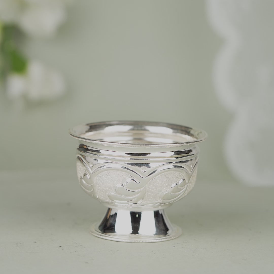 Silver 92.5 Leaf-Themed Bowl