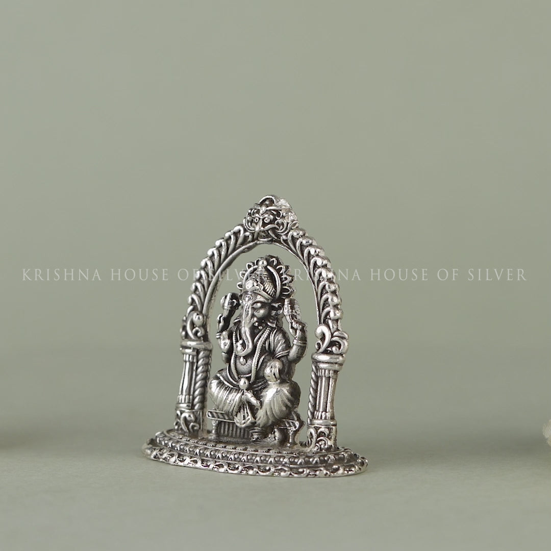 Small Ganesh Idol in Antique silver