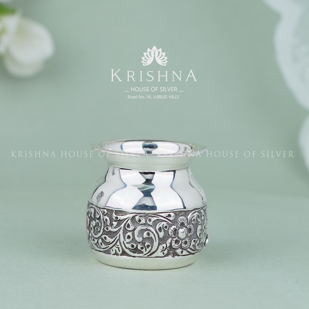 Silver Chombu with Antique Finish and Floral Design