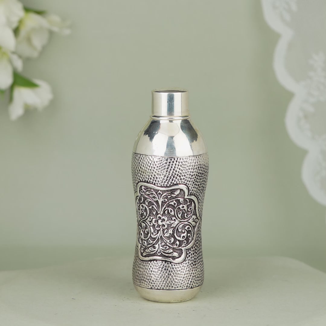 Elegant Floral Design Silver Water Bottle