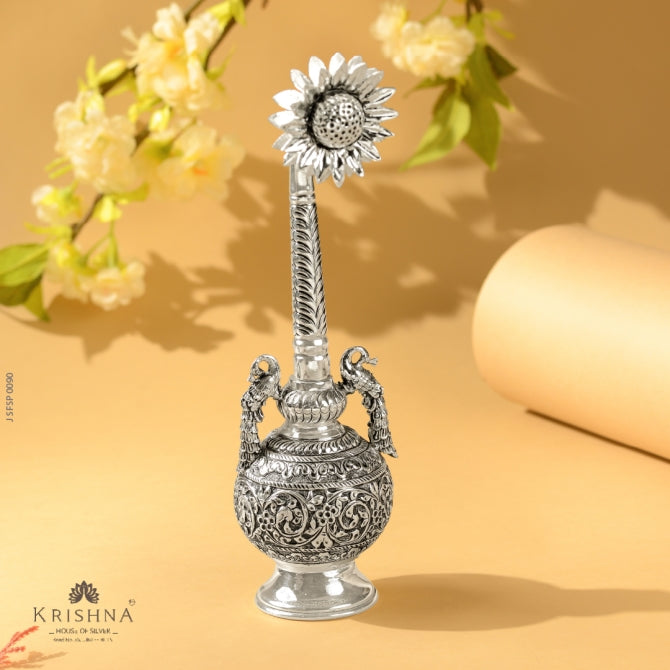 Majestic Silver Paneer Sprinkler