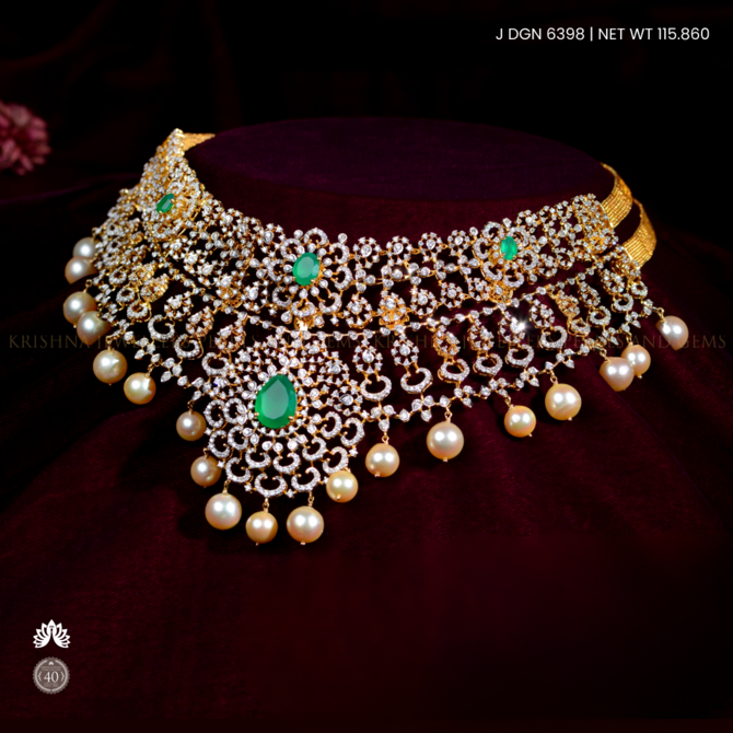 Detachable Diamond Choker with Emeralds, Pearls