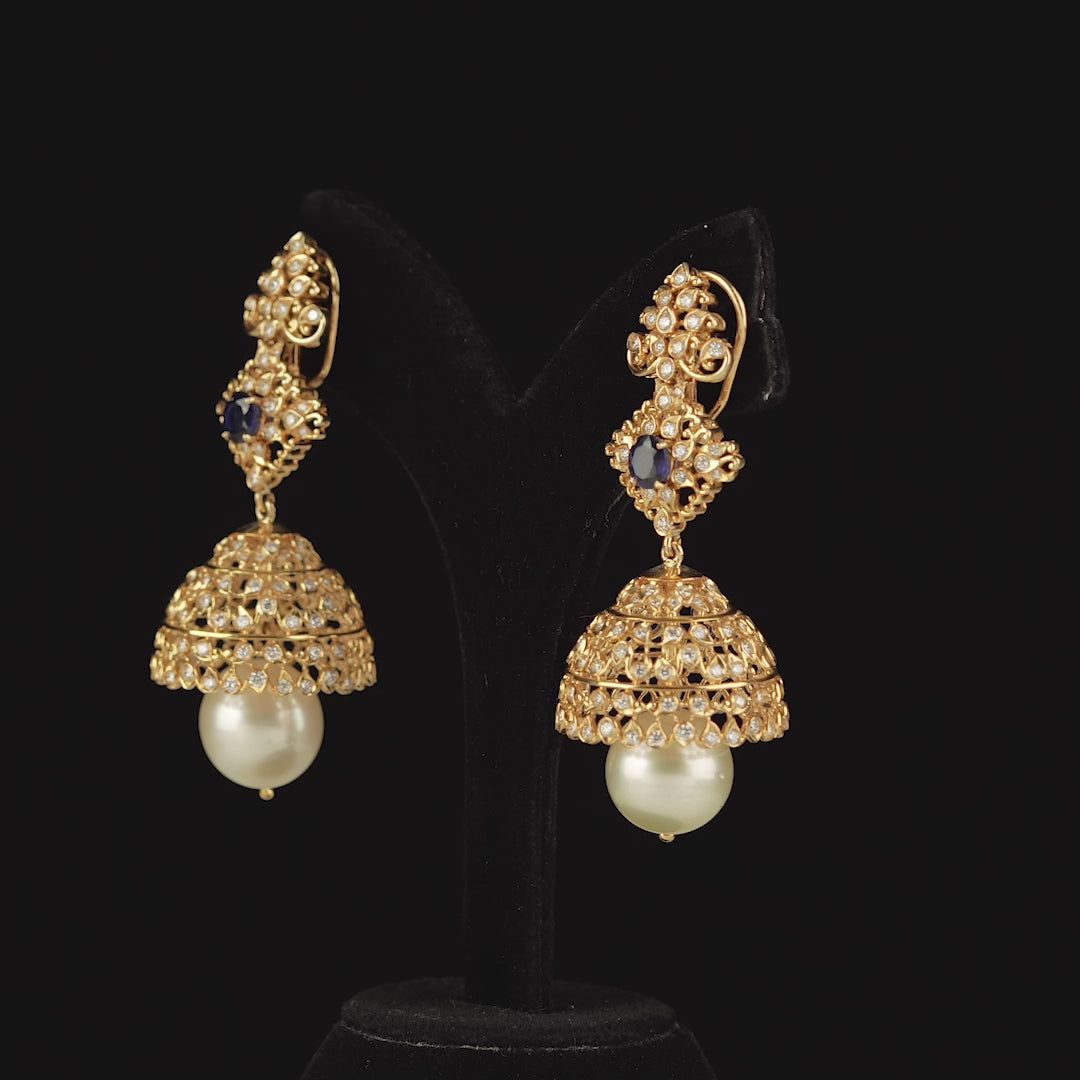 Diamond Jhumka in Filigree Work