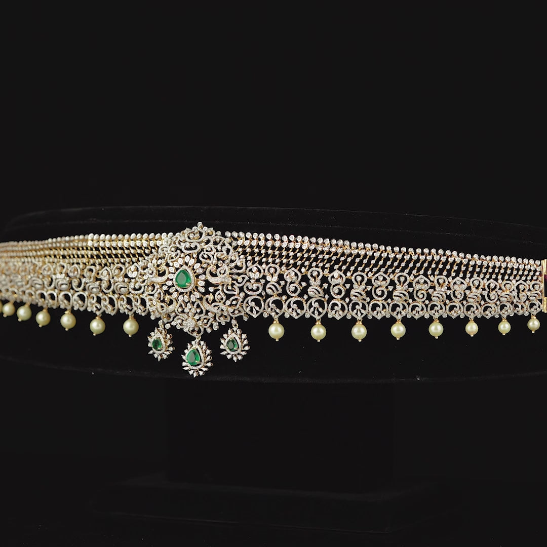 Traditional Diamond Vaddanam