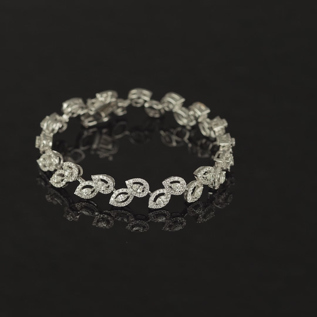 Leaf design diamond bracelet