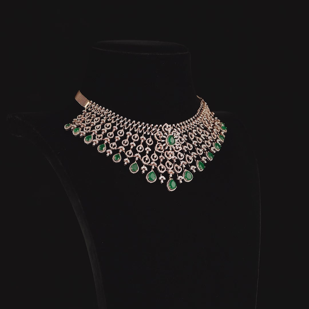 Beautiful Diamond Emerald Choker