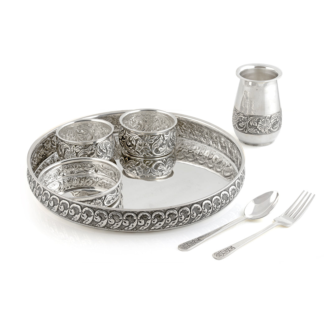 Silver Dinner Set and Plate - Krishna Jewellers Pearls and Gems