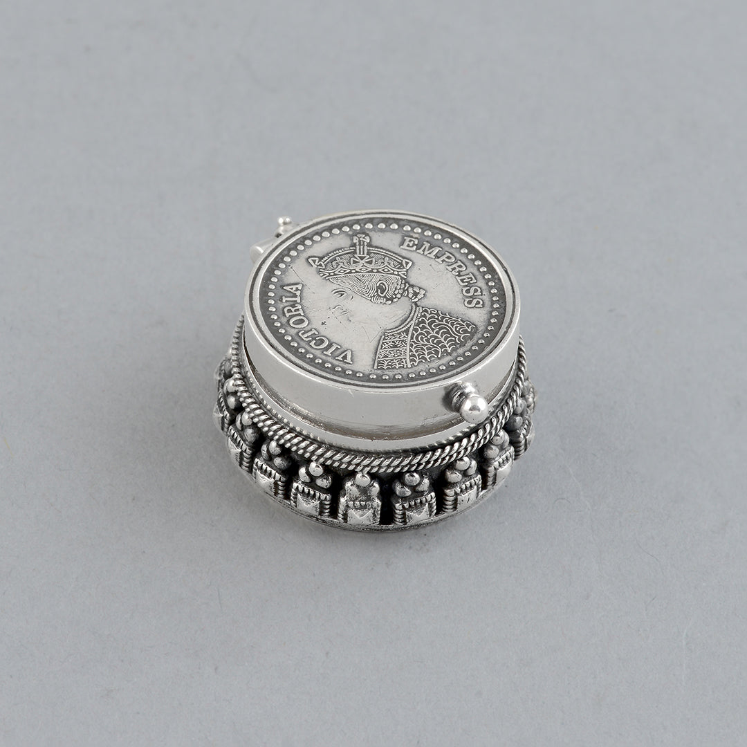 Exquisite Victoria Empress Design Antique Style Kumkum Bharani - Krishna Jewellers Pearls and Gems