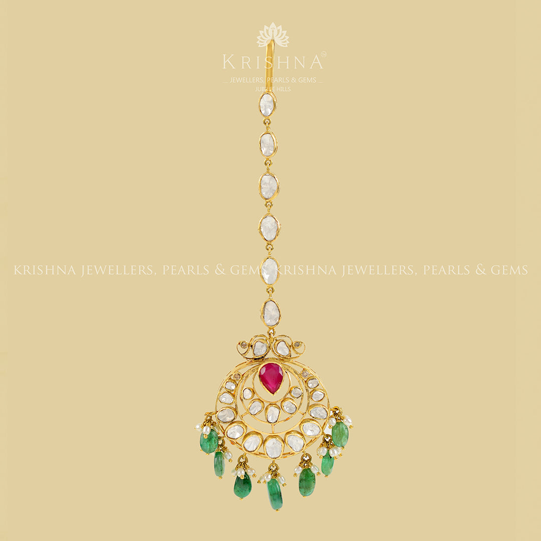 18k Gold Emerald Mangtika - Krishna Jewellers Pearls and Gems