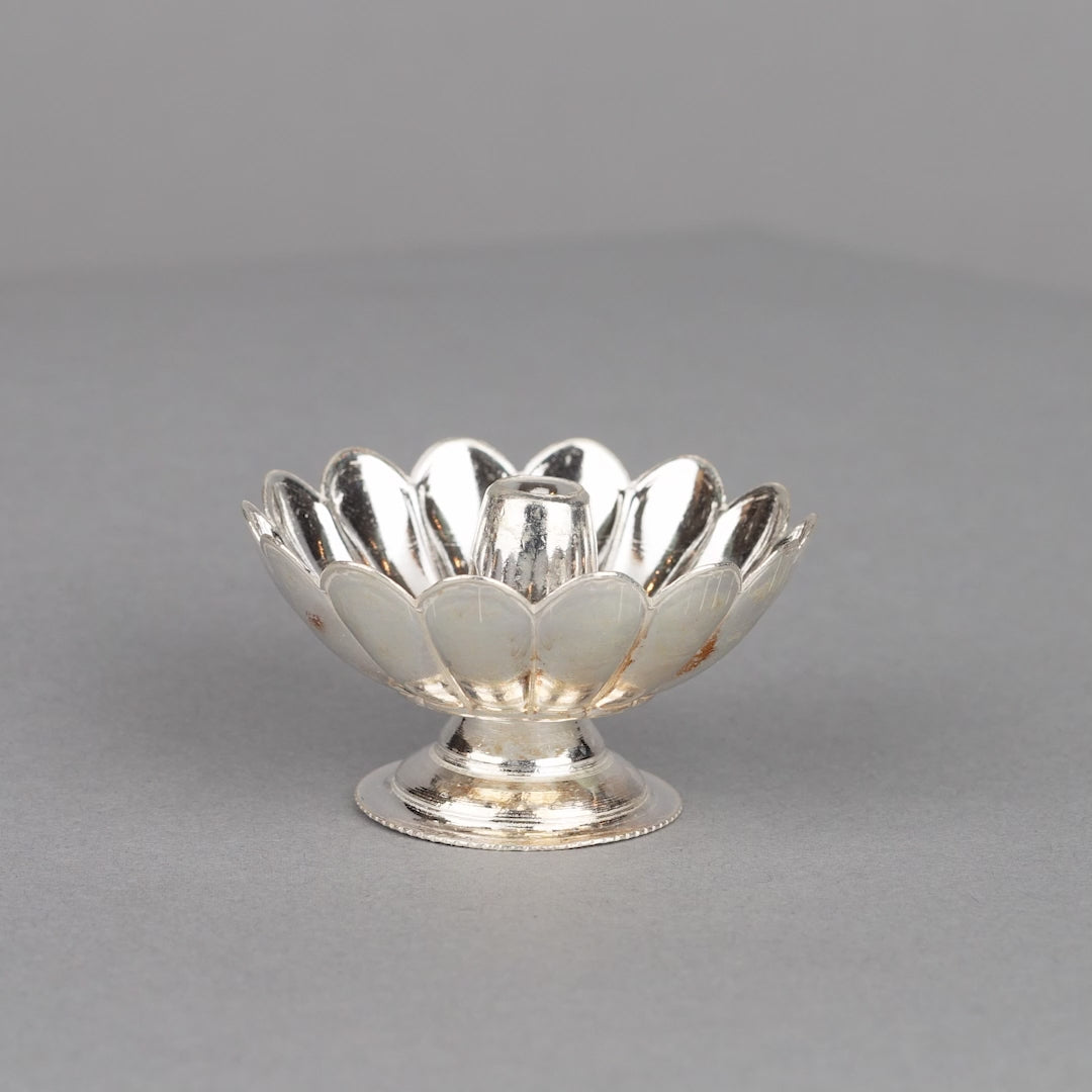 Lotus style diya stand