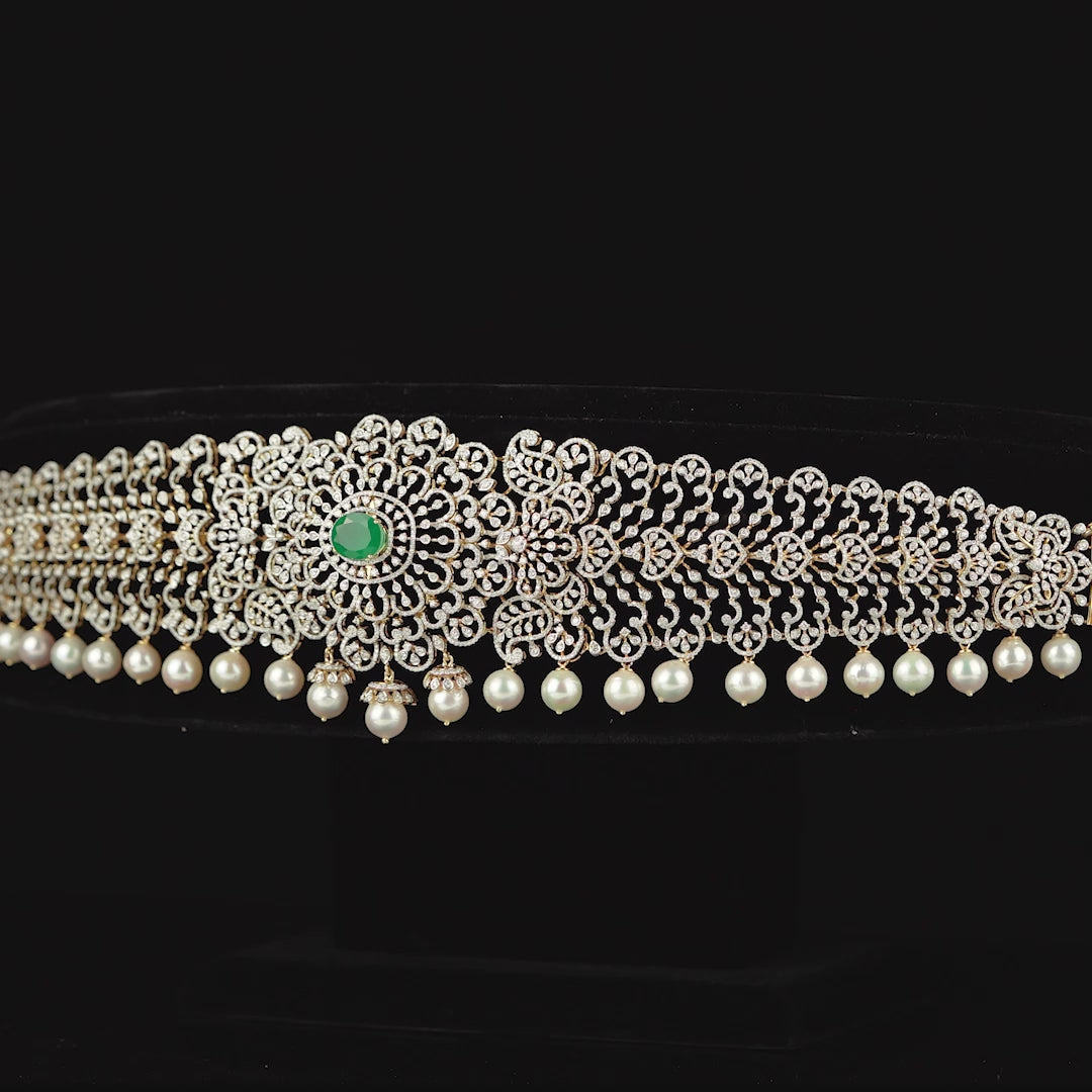 Prettyish Diamond Vaddanam With Pearls